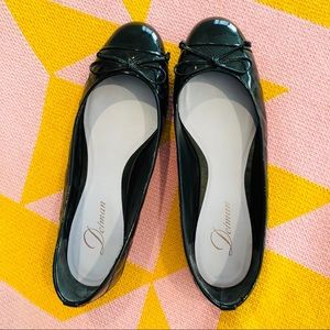 Gorgeous Delman patent leather flats